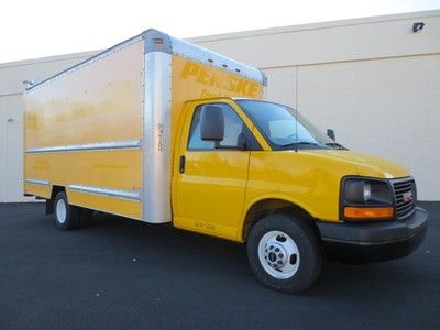 2009 gmc savana 3500 chevy express 16ft box truck &lt;no reserve&gt; one owner clean !