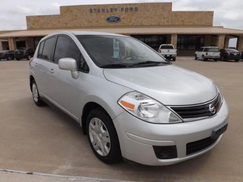 2010 nissan versa 5dr hb i4 auto 1.8 s