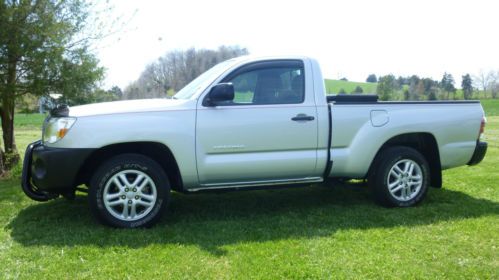 2009 toyota tacoma base standard cab pickup 2-door 2.7l