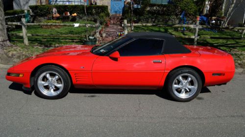 1993 chevrolet corvette red convertible 6-speed manual