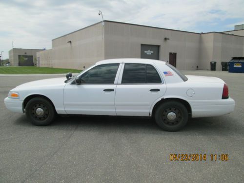 2008 ford crown victoria police interceptor sedan 4-door 4.6l