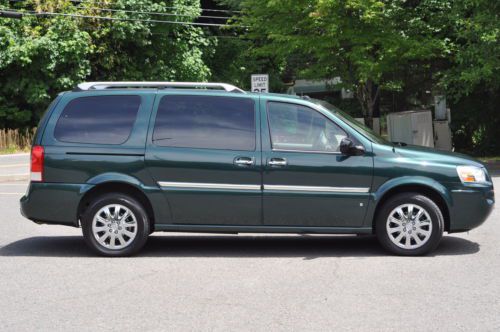 2006 buick terraza *w/ sit-n-lift seat