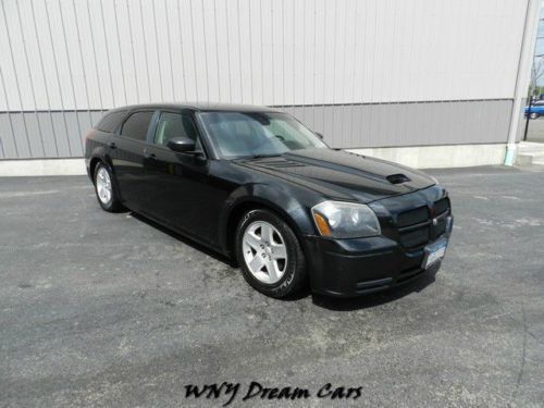 2005 dodge magnum sxt **custom hood - lowered - extra clean - serviced - cheap**