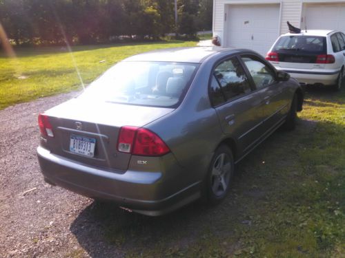 2005 honda civic ex sedan 4-door 1.7l