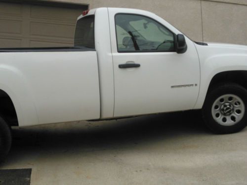 White with 8 foot bed. does have some scratches and small dings.