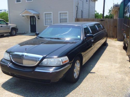 2007 lincoln town car stretch limo