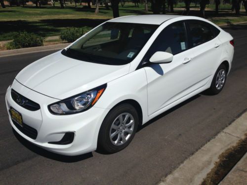 2013 hyundai accent gls super clean automatic no accidents