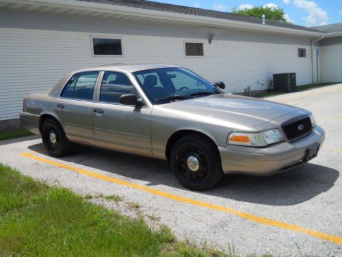 2008 ford crown victoria police interceptor sedan 4-door 4.6l