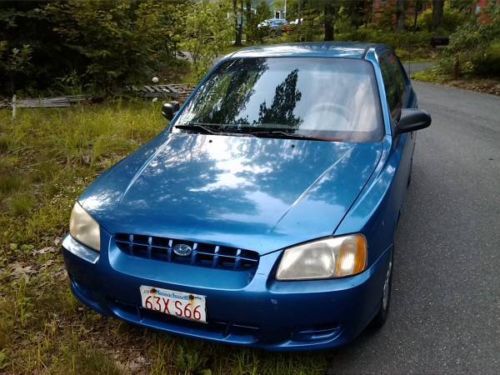 2001 hyundai accent gl sedan 4-door 1.6l