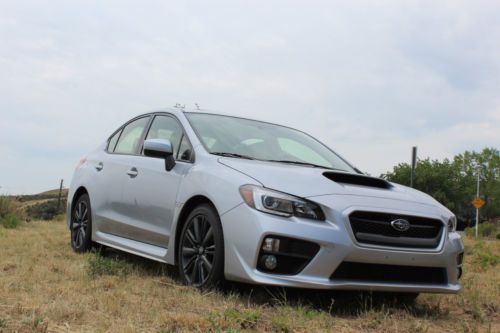 Ice silver limited sedan 4door 2.0l manual w/ black leather upholstery moonroof