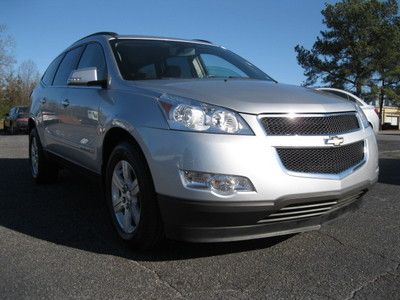 2009 chevrolet traverse 1lt with dvd