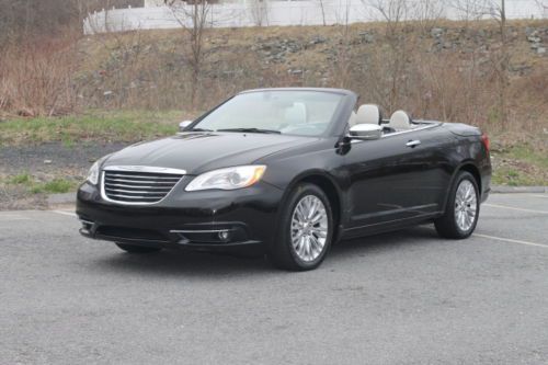 Chrysler 200 limited hardtop convertible