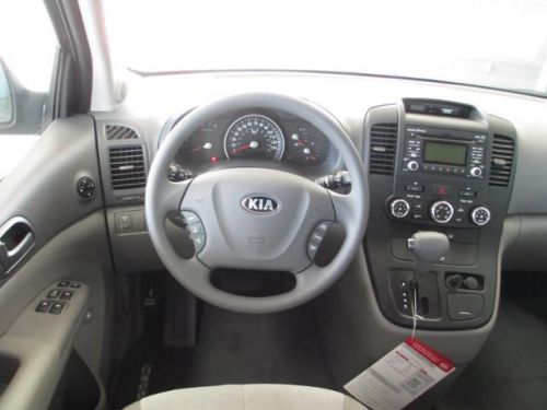 2014 kia sedona lx