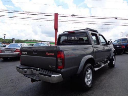 2000 nissan frontier se