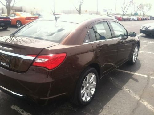 2012 chrysler 200 touring