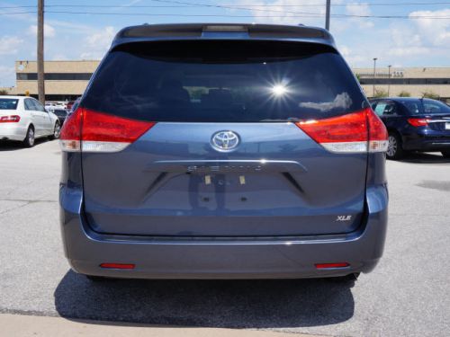 2014 toyota sienna xle