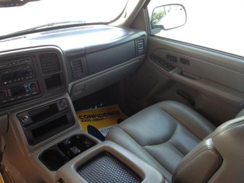 2004 Chevrolet Suburban 1500, image 15