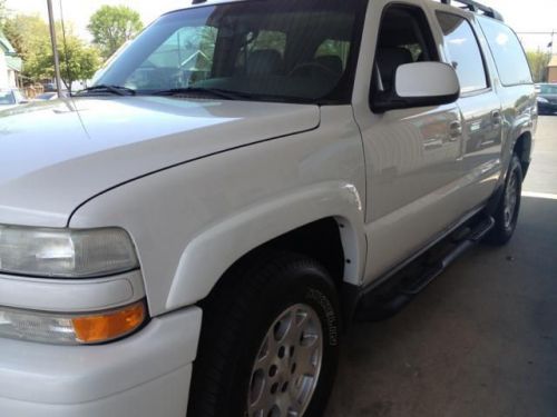 2004 Chevrolet Suburban 1500, image 32