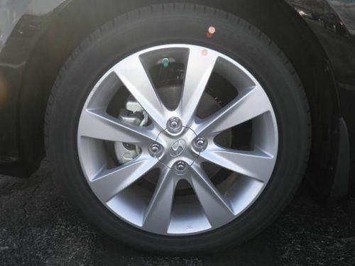 2013 hyundai accent se