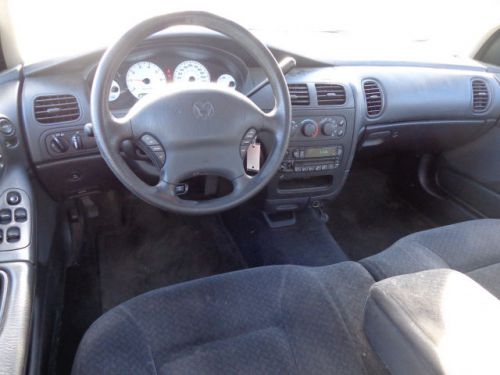 2004 dodge intrepid se