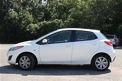 Mazda mazda2 sport low miles 4 dr sedan gasoline crystal white pearl