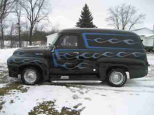 1953 Ford F100 Panel Truck- 460 V8 - Auto - Custom Interior - Runs Nice - Sharp, image 2