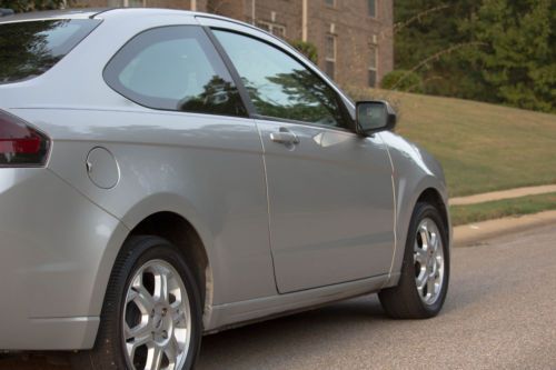 2009 Ford Focus SE Coupe 2-Door 2.0L, US $6,200.00, image 2