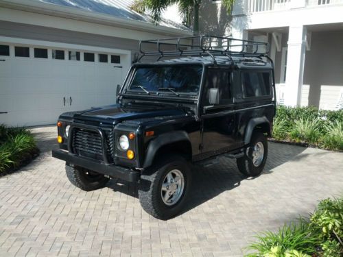 D90 - beluga black nas defender 90 -diamond plate, safari rack, soft &amp; hard tops