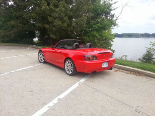 2005 honda s2000 base convertible 2-door 2.2l