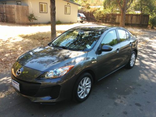 2012 mazda3 i touring skyactiv - 6 speed manual transmission