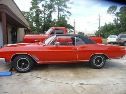 1966 buick skylark base convertible 2-door 4.9l