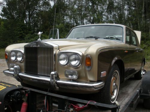 Silver shadow ii ,a  fine rolls royce specimen ready for your restoration