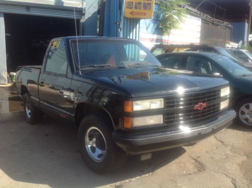 1990 chevrolet 1500 454 pick up fresh paint      no reserve!!!