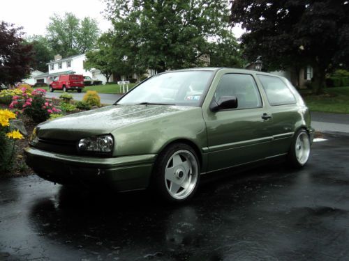 1998 volkswagen golf gti vr6 hatchback 2-door 2.8l