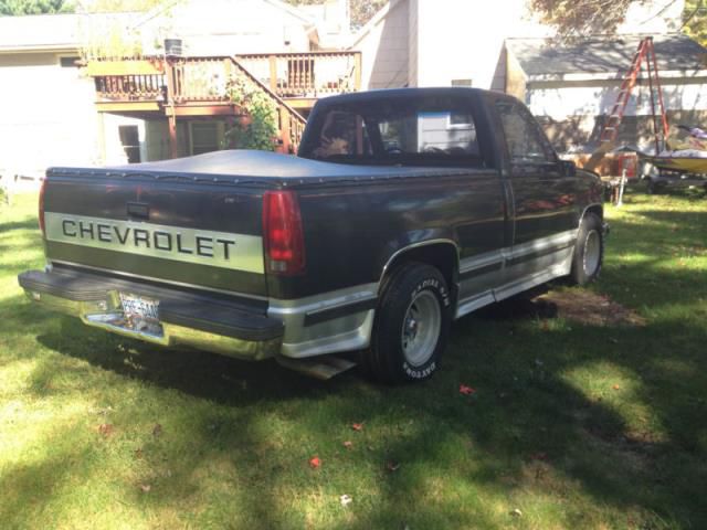 Chevrolet c/k pickup 1500 2 door