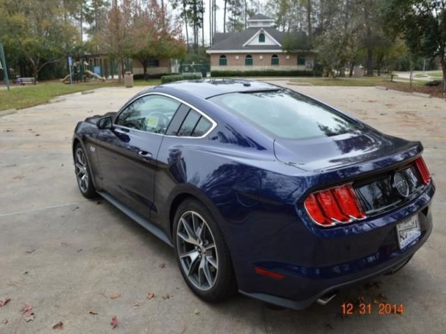 Ford mustang gt 50th anniversary edition