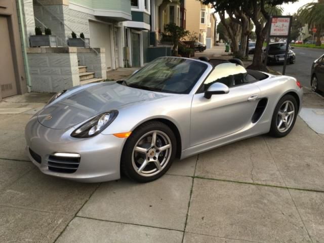 Porsche: boxster base convertible 2-door