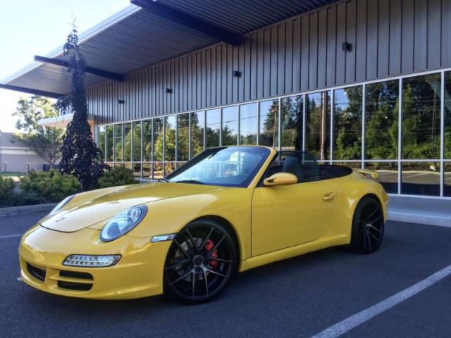 Porsche: 911 carrera s convertible 2-door