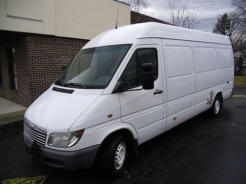 2002 dodge sprinter 2500 158"w/b ex-fedex very clean