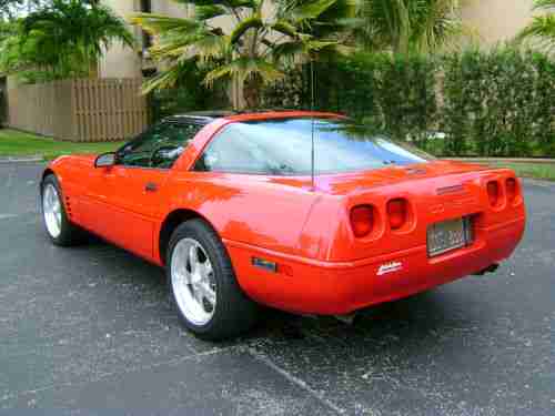 1991 Corvette - Red /Blk. 6 spd. 37000mi - Exc. Orig. Cond - Garage Kept, image 3