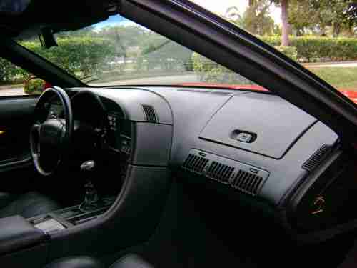 1991 Corvette - Red /Blk. 6 spd. 37000mi - Exc. Orig. Cond - Garage Kept, image 13