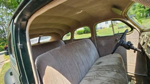 Dodge D11 Deluxe Luxury Liner Sedan