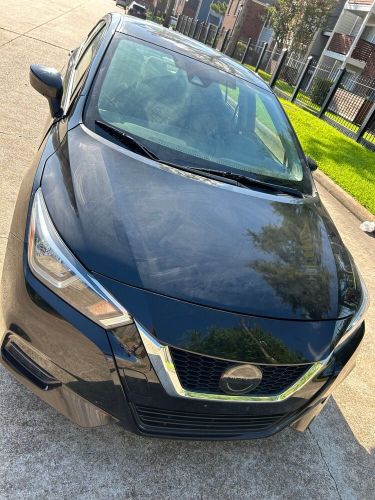 2021 nissan versa sv