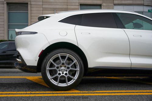 2021 ASTON MARTIN DBX, US $125,000.00, image 5