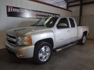 1owner, nonsmoker, ltz 4x4, heated seats, bluetooth, perfect carfax!