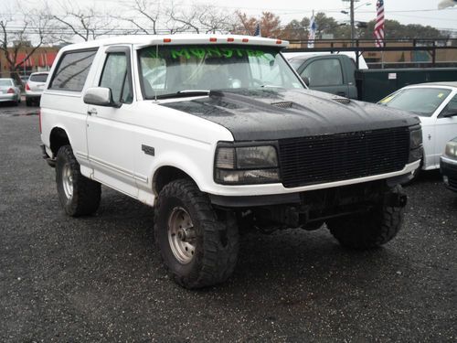 1994 ford bronco xlt sport utility 2-door 5.8l