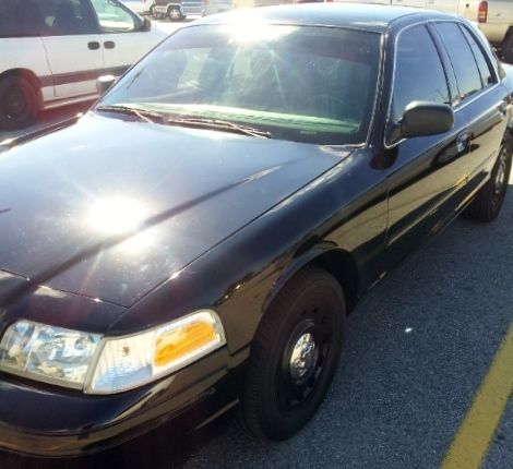 05 ford crown victoria p71 interceptor black with new civilian interior