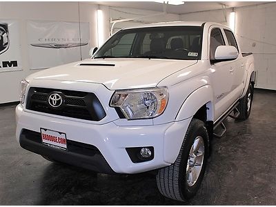 Trd sport nerf bars bed liner mp3 bluetooth wireless sirius xm camera alloy rims