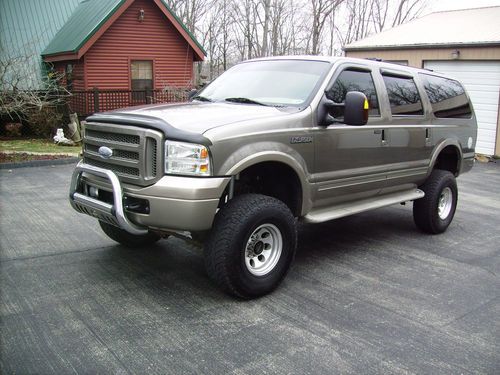 No reserve!! 2005 excursion 4x4 eddie bauer 6.0 turbo diesel !! extremly nice!!