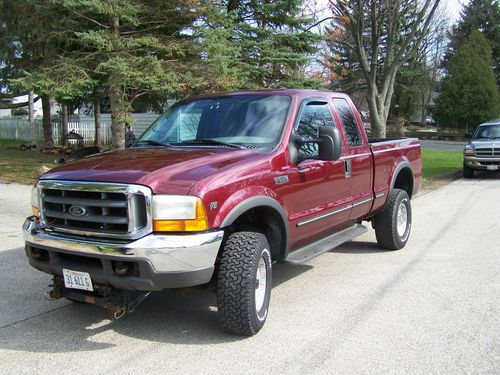 Ford truck f250 5.4 super duty 4x4 unimount plow mount and wiring installed